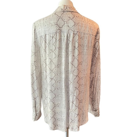 𝅺CLOTH and‎ Stone Snake Print Button Down shirt Size S - Picture 5 of 10